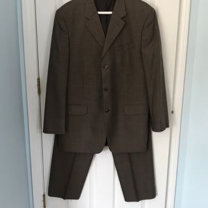 Jones New York Men’s Suit